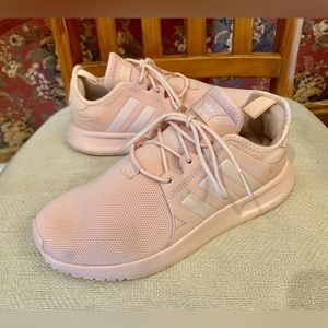 Woman’s Adidas pink mesh lace up shoes sneakers Size 6.5 EUC